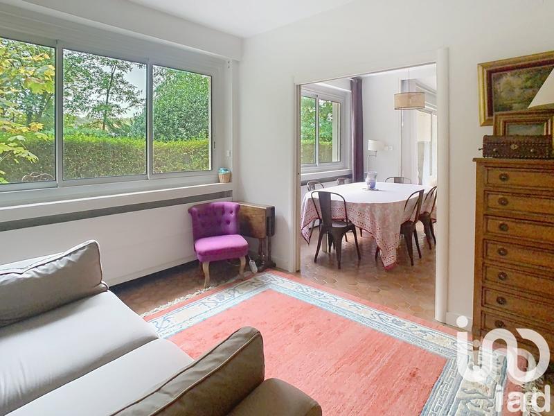 Appartement - 127 m² - 6 pièces