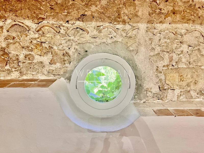 Maison - 300 m² - 10 pièces