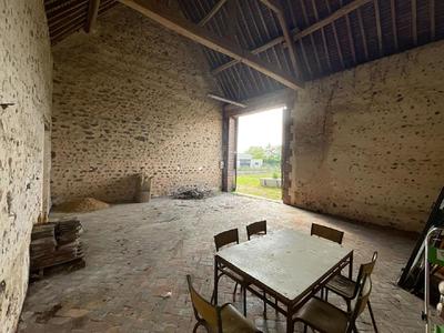 Maison - 145 m² - 2 pièces