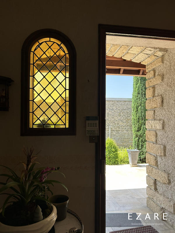 Maison - 200 m² - 7 pièces