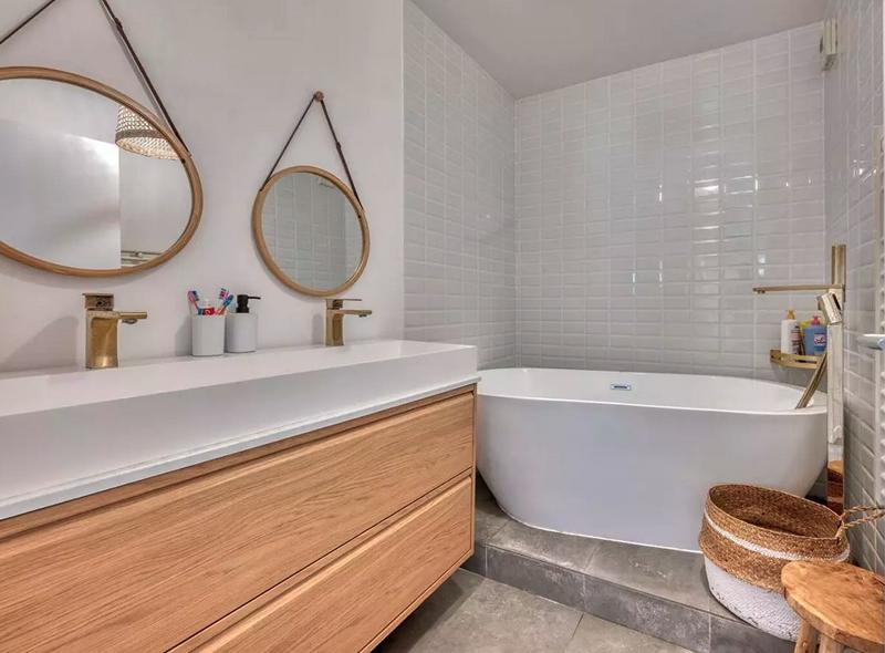 Appartement - 90 m² - 5 pièces