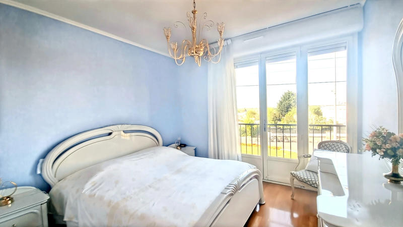 Appartement - 89 m² - 4 pièces