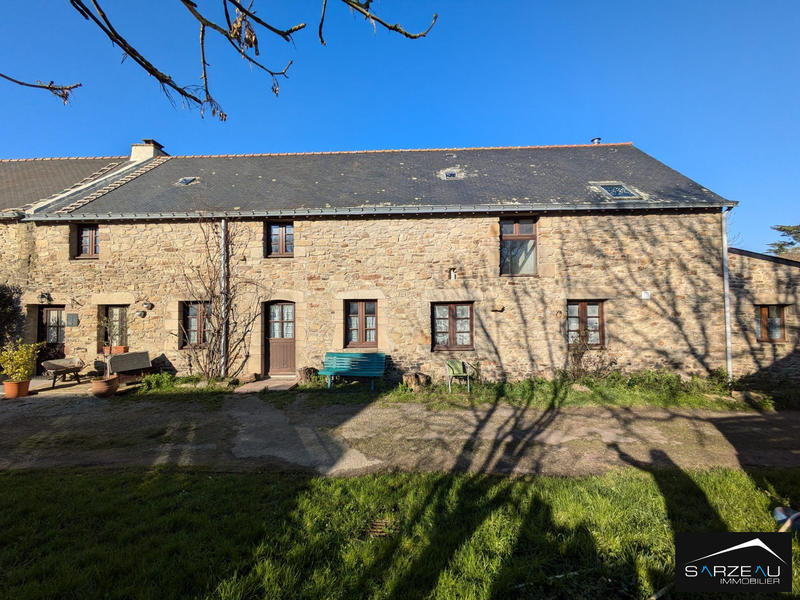 Maison ancienne - 218 m² - 11 pièces