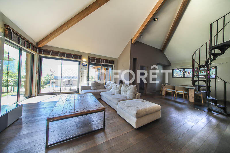 Maison - 150 m² - 5 pièces