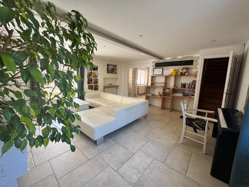 Maison - 140 m² - 6 pièces