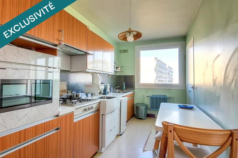 Appartement - 80 m² - 4 pièces