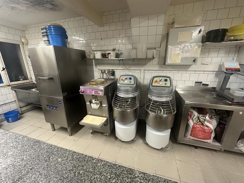 Fonds de commerce - 300 m²