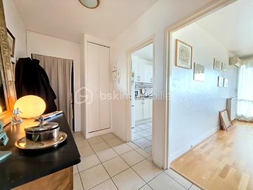 Appartement - 77 m² - 4 pièces