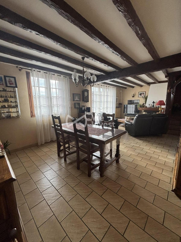 Maison - 140 m² - 7 pièces