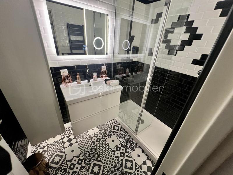 Appartement - 67 m² - 3 pièces