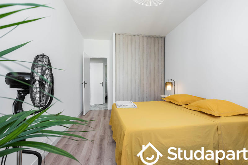 Chambre - 9 m² - 1 pièce