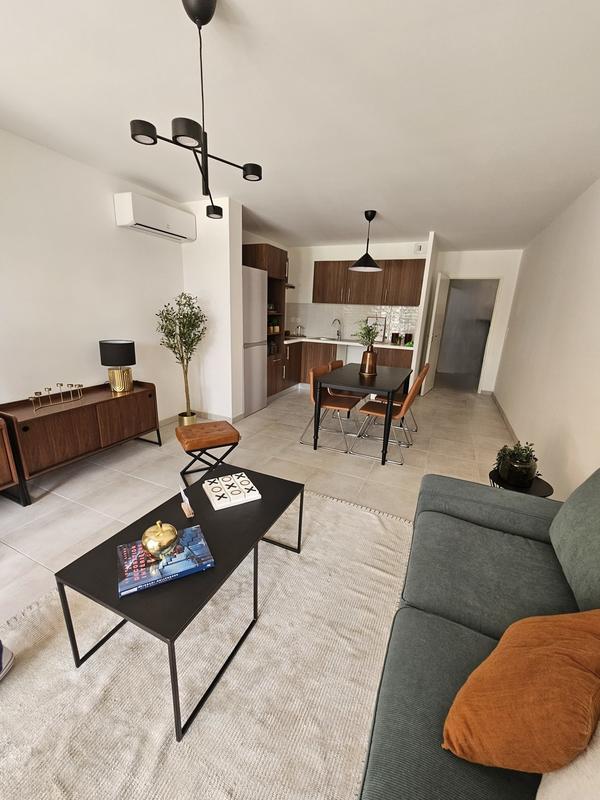 Appartement - 64 m² - 3 pièces