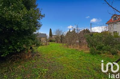 Terrain - 734 m²