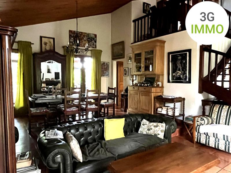 Maison - 144 m² - 6 pièces