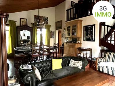 Maison - 144 m² - 6 pièces