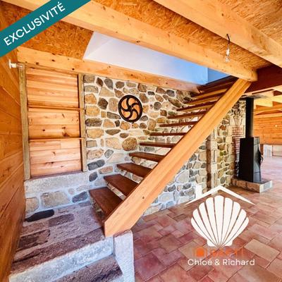 Maison - 151 m² - 5 pièces