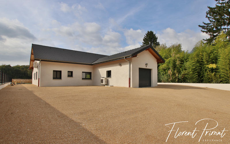 Maison - 107 m² - 5 pièces