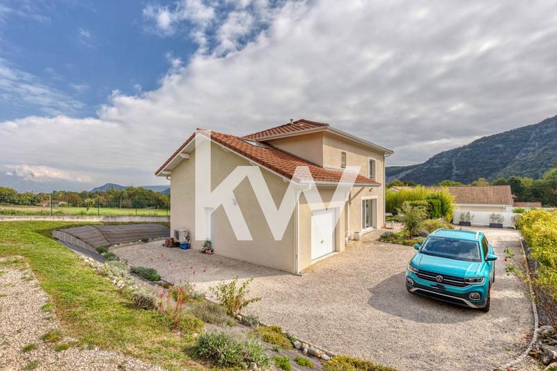 Maison - 117 m² - 5 pièces