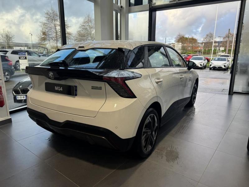 Mg Mg4 Standard 51kWh 125kW