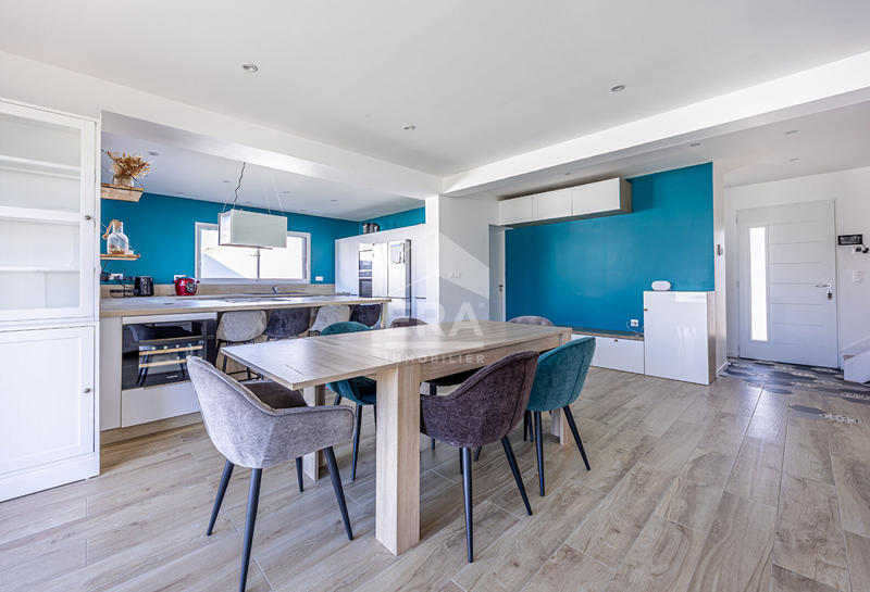 Maison - 139 m² - 5 pièces