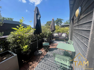 Appartement - 100 m² - 5 pièces