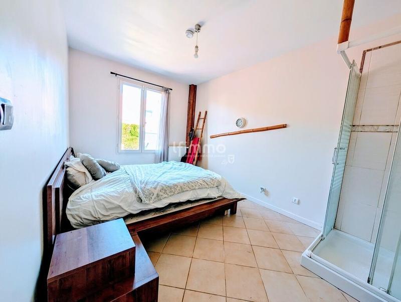 Maison - 160 m² - 8 pièces