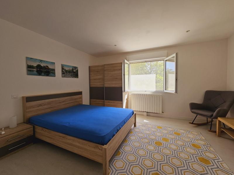 Maison traditionnelle - 180 m² - 6 pièces