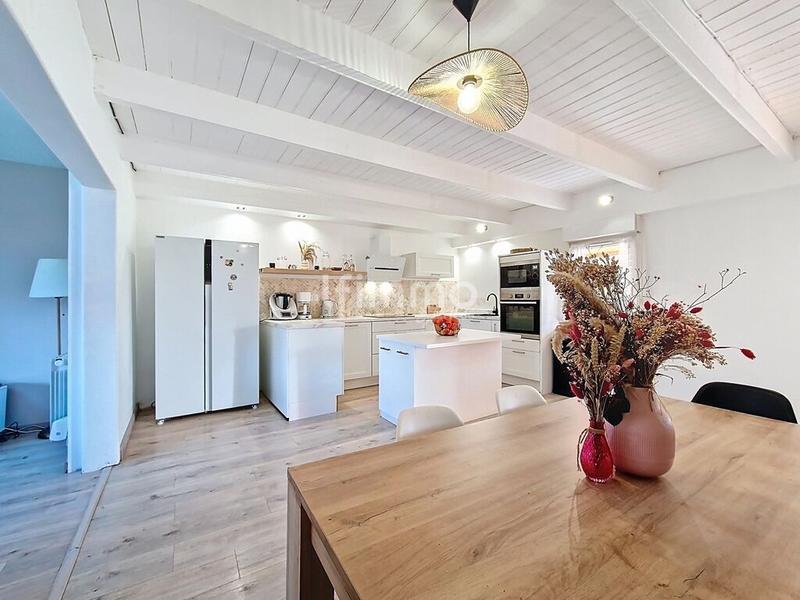 Maison - 80 m² - 3 pièces