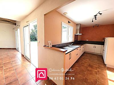 Maison - 156 m² - 7 pièces