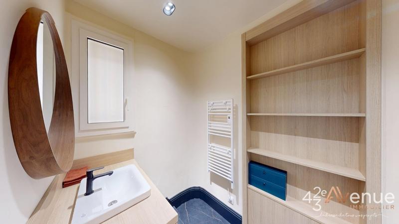 Appartement - 181 m² - 5 pièces