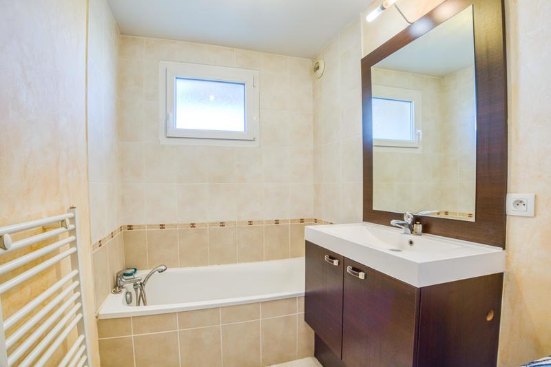 Appartement - 94 m² - 4 pièces