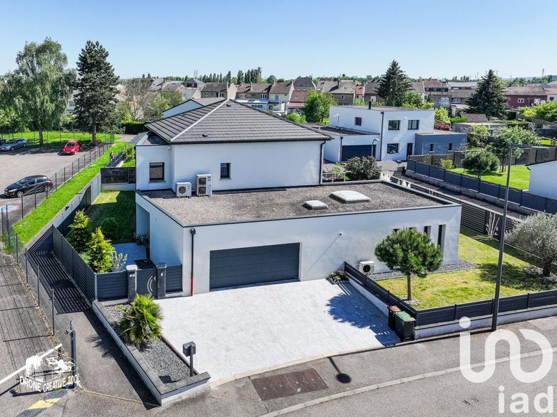 Maison de maîtres - 270 m² - 8 pièces