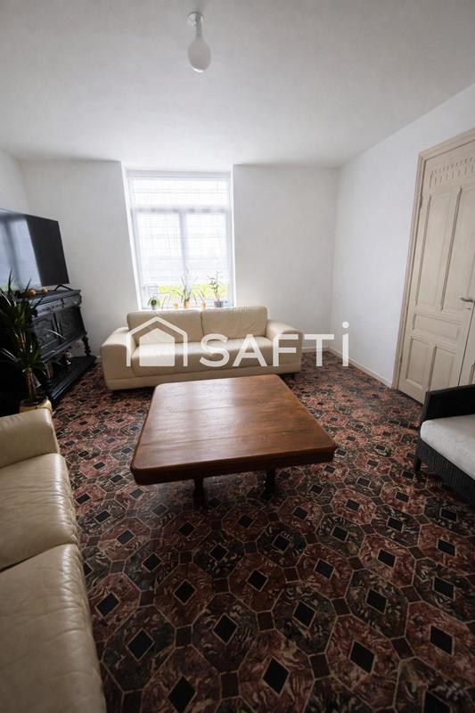 Maison - 252 m² - 10 pièces