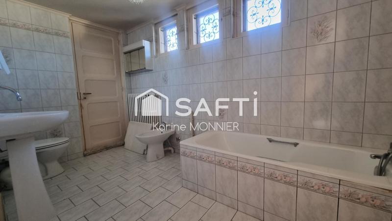 Maison - 154 m² - 10 pièces