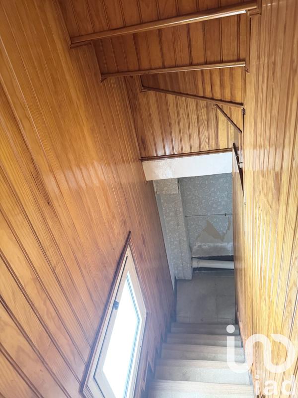 Maison - 92 m² - 5 pièces