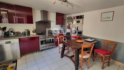 Maison - 169 m² - 7 pièces
