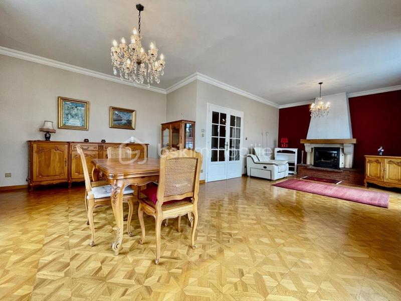 Maison de village - 214 m² - 7 pièces