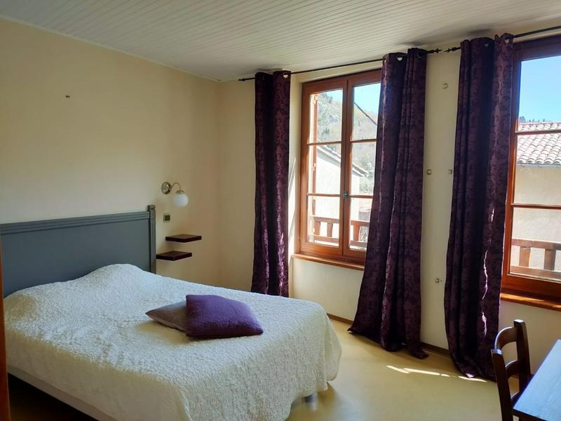 Maison - 470 m² - 20 pièces