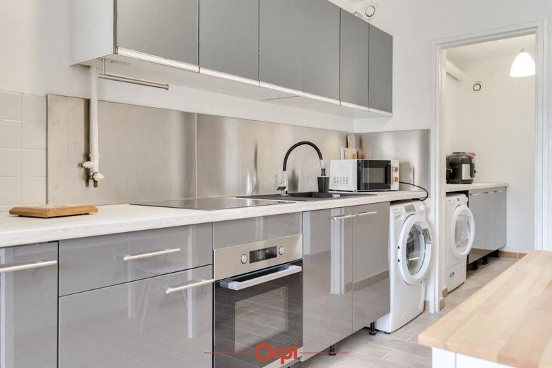 Appartement - 102 m² - 5 pièces