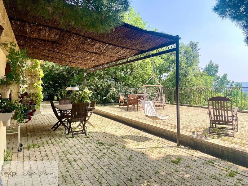 Maison - 172 m² - 6 pièces