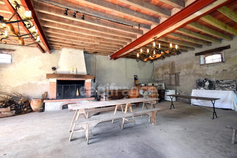 Corps de ferme - 170 m² - 11 pièces