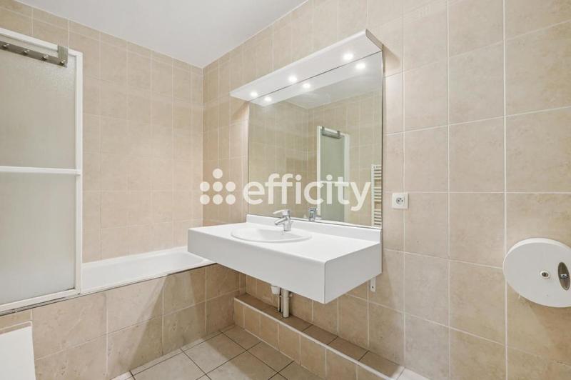 Appartement - 113 m² - 5 pièces