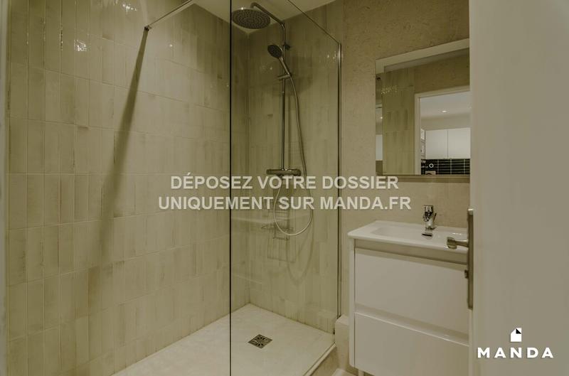 Chambre - 11 m² - 5 pièces