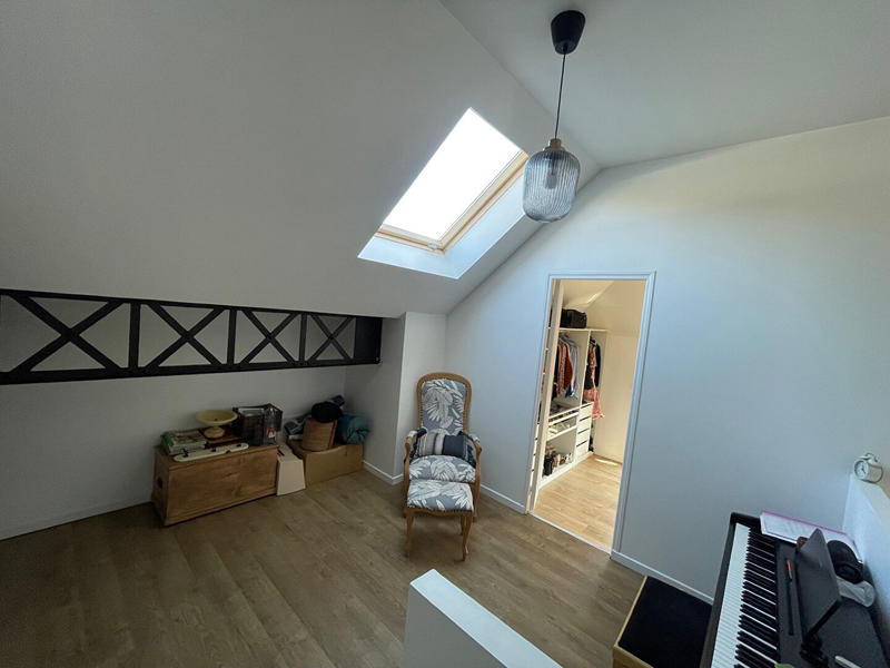 Loft - 80 m² - 4 pièces