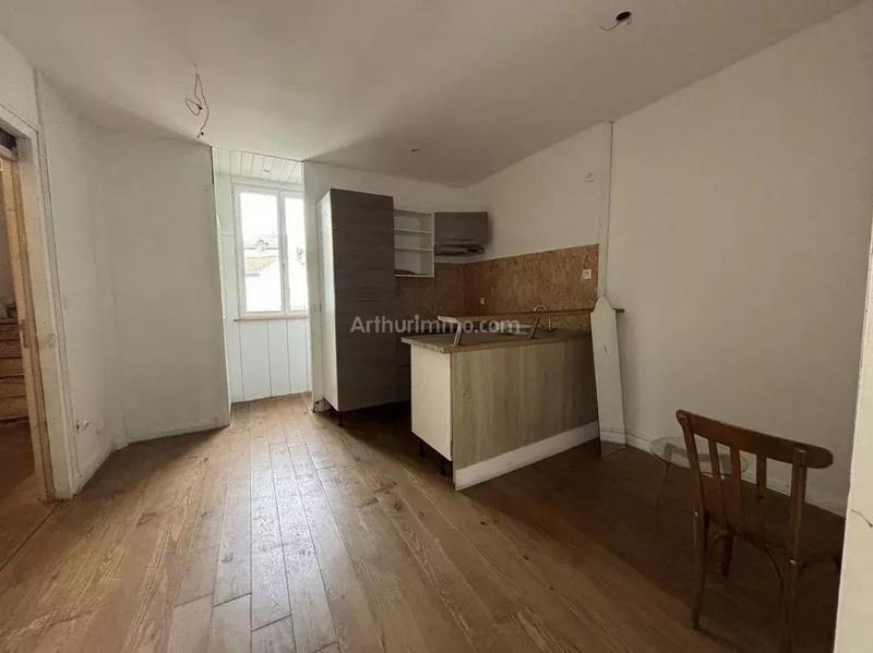 Immeuble - 240 m² - 10 pièces