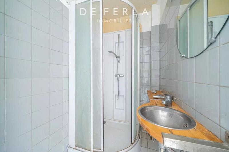 Studio - 15 m² - 1 pièce