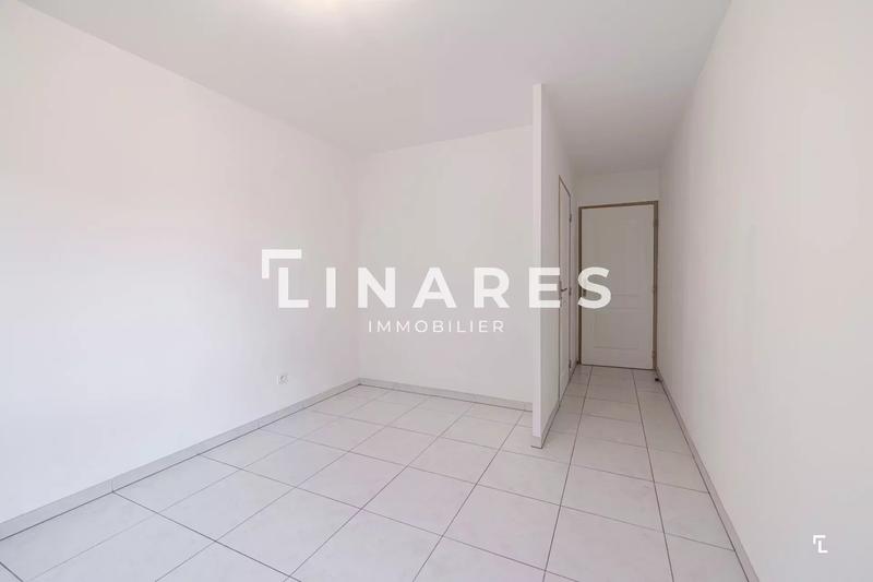 Appartement - 92 m² - 4 pièces