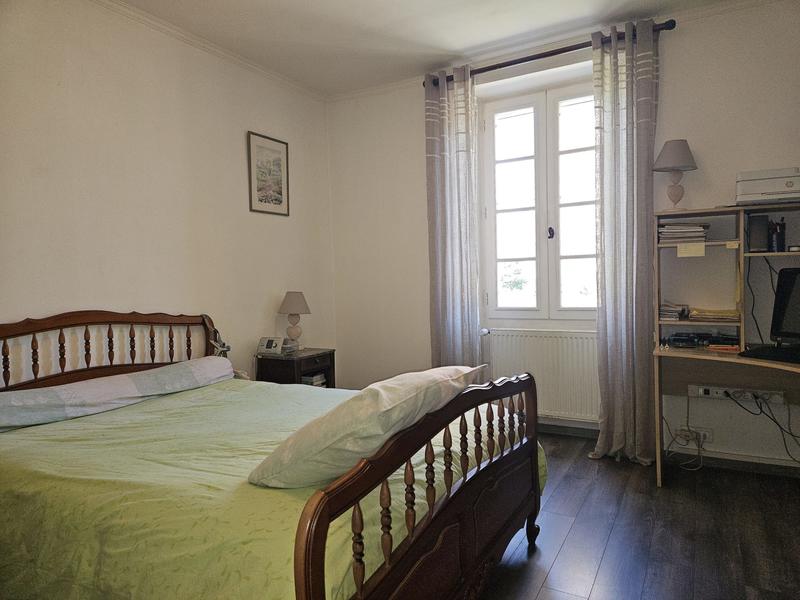 Maison traditionnelle - 139 m² - 6 pièces