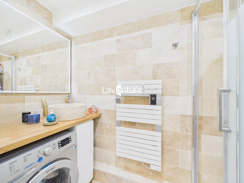 Appartement - 83 m² - 3 pièces