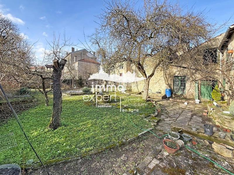 Maison de ville - 246 m² - 7 pièces